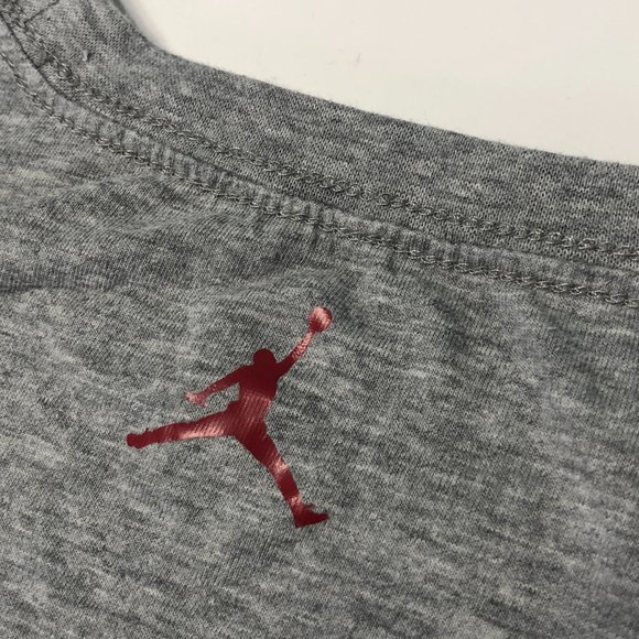 Air Jordan jumpman logo youth gray tee, red pocket, size L 12-13 years - Picture 4 of 6